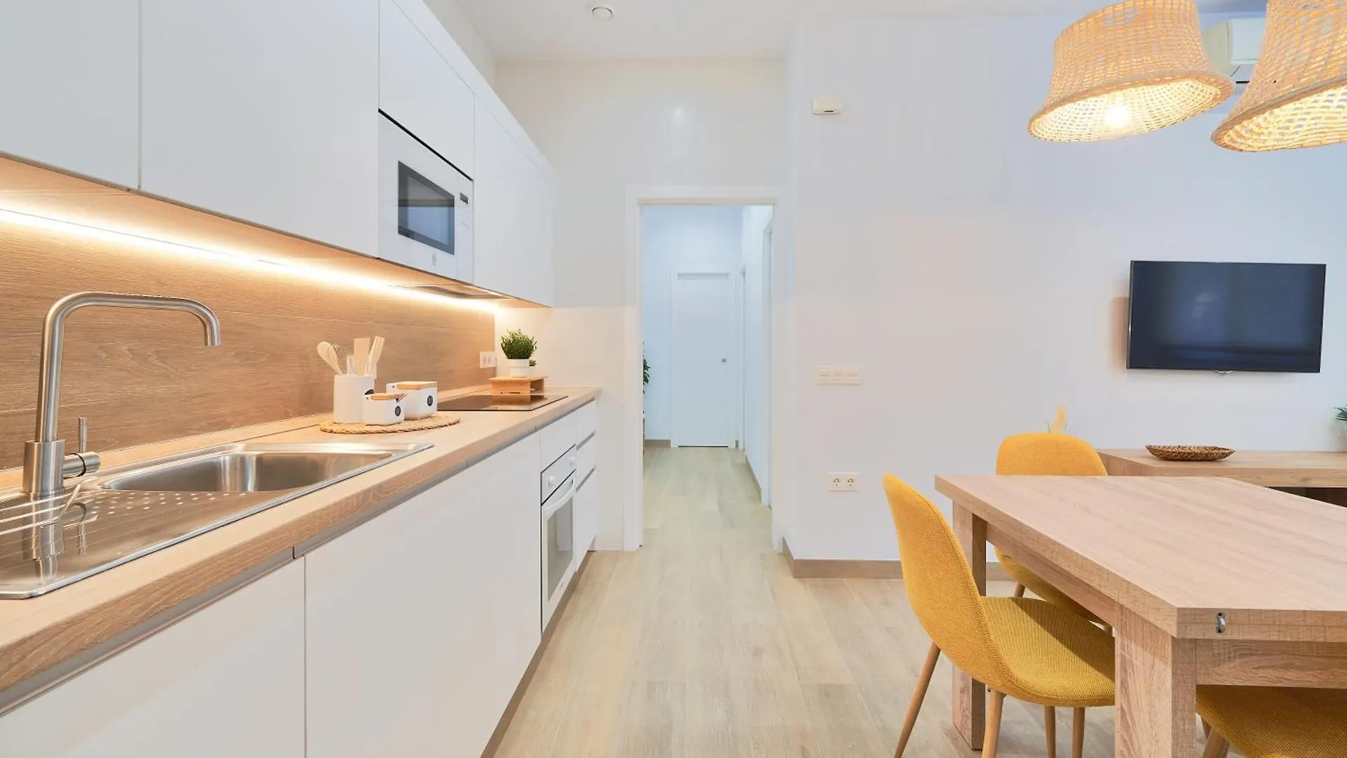 Iloftmalaga Marina Playa Huelin Apartment